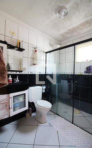 Casa à venda com 379m², 5 quartos e 6 vagasBanheiro Social Casa 2