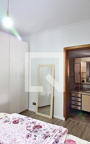 Casa à venda com 379m², 5 quartos e 6 vagasQuarto 1 - Suíte