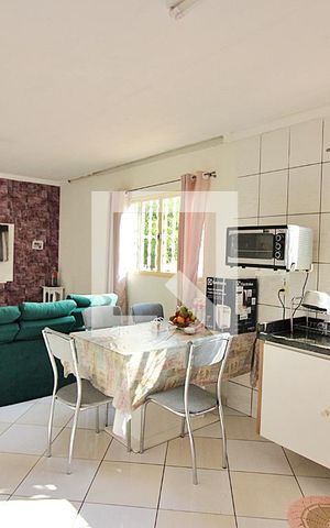 Casa à venda com 379m², 5 quartos e 6 vagasSala/Cozinha casa 2