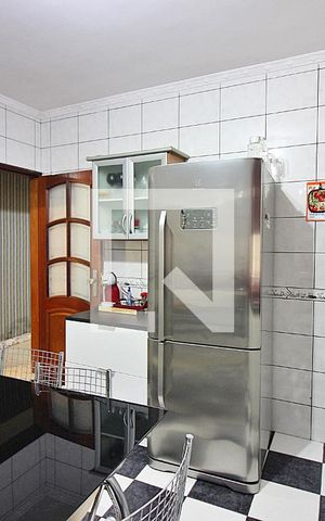 Casa à venda com 379m², 5 quartos e 6 vagasCozinha