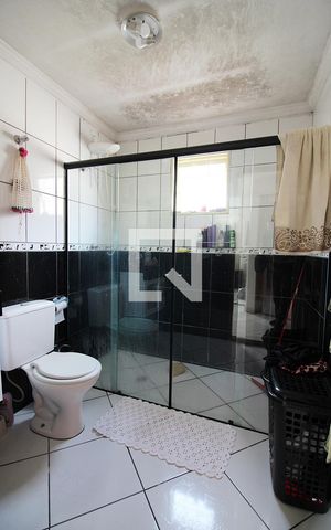 Casa à venda com 379m², 5 quartos e 6 vagasBanheiro Social Casa 2