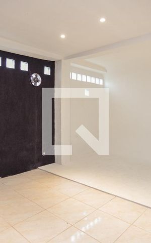 Casa à venda com 413m², 3 quartos e 4 vagasSala 8