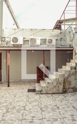 Casa à venda com 413m², 3 quartos e 4 vagasPátio Inferior