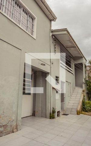 Casa à venda com 413m², 3 quartos e 4 vagasFachada