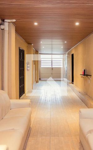 Casa à venda com 413m², 3 quartos e 4 vagasCorredor Acesso Salas