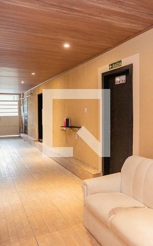 Casa à venda com 413m², 3 quartos e 4 vagasCorredor Acesso Salas