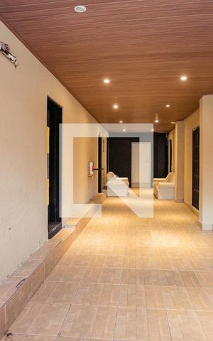 Casa à venda com 413m², 3 quartos e 4 vagasCorredor Acesso Salas