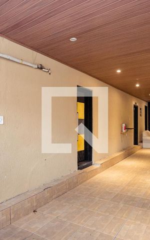 Casa à venda com 413m², 3 quartos e 4 vagasCorredor Acesso Salas
