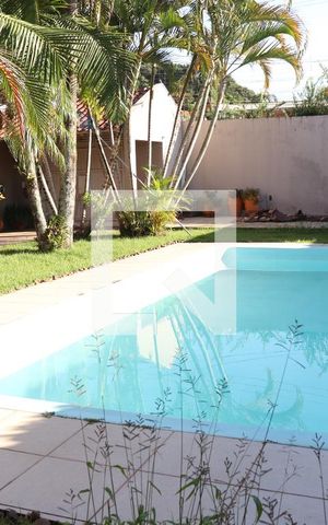 Casa à venda com 350m², 3 quartos e 2 vagasÁrea comum - Piscina
