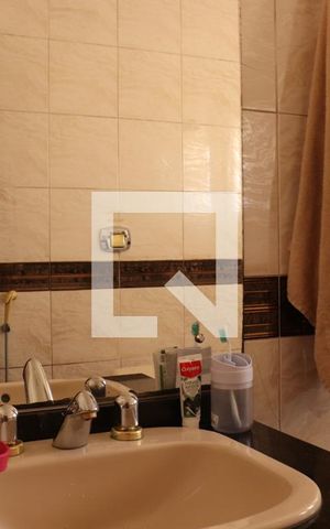 Casa à venda com 350m², 3 quartos e 2 vagasBanheiro