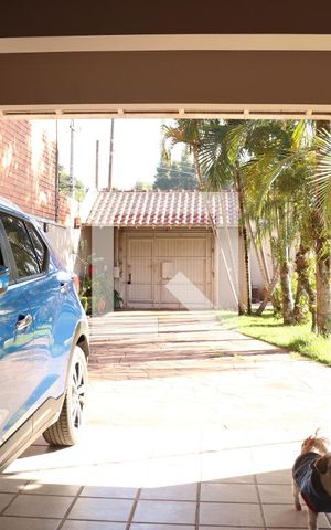 Casa à venda com 350m², 3 quartos e 2 vagasGaragem
