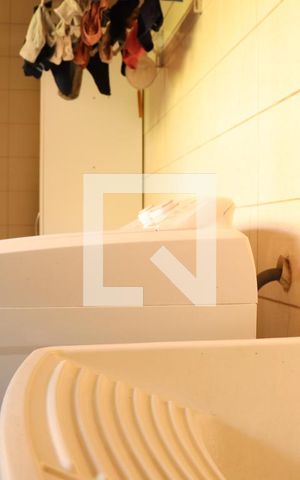 Casa à venda com 350m², 3 quartos e 2 vagasÁrea de Serviço