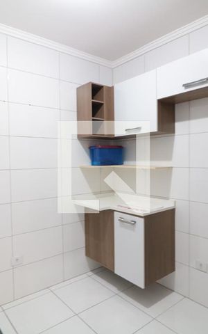 Casa de condomínio à venda com 56m², 2 quartos e 1 vagaCozinha 