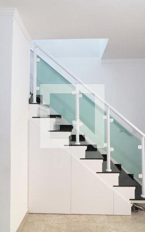 Casa de condomínio à venda com 56m², 2 quartos e 1 vagaSala 