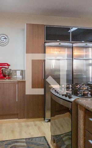 Casa à venda com 220m², 3 quartos e 2 vagasCozinha