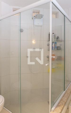 Casa à venda com 220m², 3 quartos e 2 vagasBanheiro Social