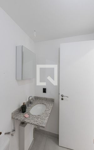 Apartamento à venda com 50m², 2 quartos e 1 vaga Apartamento à venda com 50m², 2 quartos e 1 vagaBanheiro Social