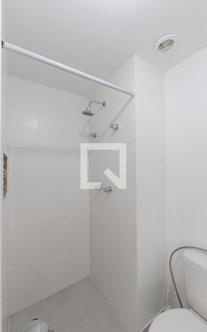 Apartamento à venda com 50m², 2 quartos e 1 vaga Apartamento à venda com 50m², 2 quartos e 1 vagaBanheiro Social
