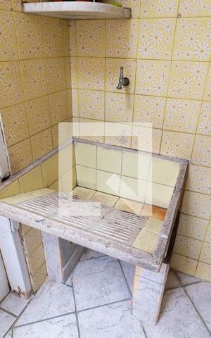 Casa à venda com 180m², 3 quartos e 2 vagas Casa à venda com 180m², 3 quartos e 2 vagasQuintal dos Fundos