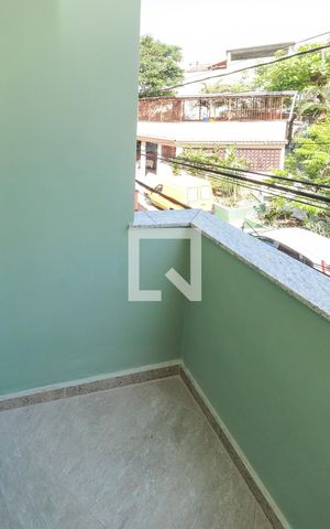 Casa de condomínio à venda com 180m², 3 quartos e 1 vaga Casa de condomínio à venda com 180m², 3 quartos e 1 vagaSacada Quarto 1