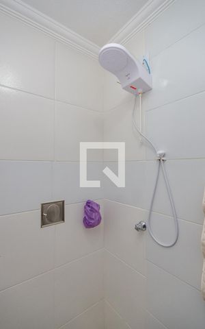 Casa à venda com 900m², 4 quartos e 3 vagas Casa à venda com 900m², 4 quartos e 3 vagasBanheiro Suíte 3