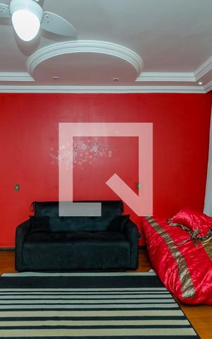 Casa à venda com 900m², 4 quartos e 3 vagas Casa à venda com 900m², 4 quartos e 3 vagasSuíte 1