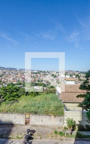 Casa à venda com 900m², 4 quartos e 3 vagas Casa à venda com 900m², 4 quartos e 3 vagasVaranda da Suíte 4