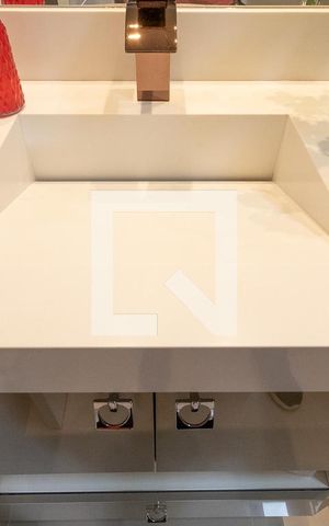 Apartamento à venda com 68m², 3 quartos e 2 vagas Apartamento à venda com 68m², 3 quartos e 2 vagasBanheiro social