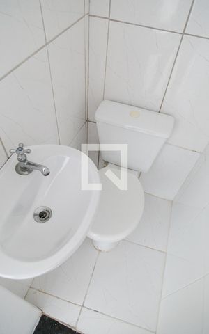 Casa de condomínio à venda com 83m², 2 quartos e 2 vagasLavabo