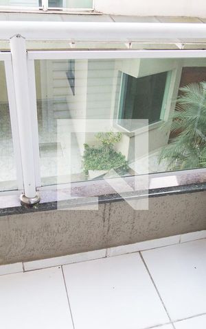 Casa de condomínio à venda com 83m², 2 quartos e 2 vagasVaranda do Quarto 2