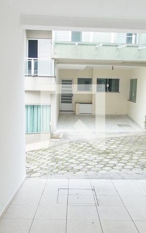 Casa de condomínio à venda com 83m², 2 quartos e 2 vagasVista da Sala
