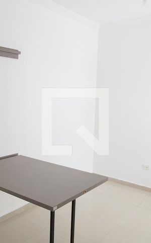 Casa de condomínio à venda com 83m², 2 quartos e 2 vagasSala