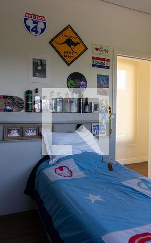Casa de condomínio à venda com 412m², 5 quartos e 4 vagas Casa de condomínio à venda com 412m², 5 quartos e 4 vagasSuíte 2