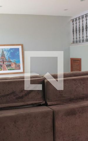 Casa à venda com 231m², 3 quartos e 2 vagassala