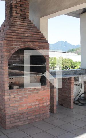 Casa à venda com 231m², 3 quartos e 2 vagasTerraço