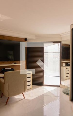 Apartamento à venda com 430m², 4 quartos e 4 vagas Apartamento à venda com 430m², 4 quartos e 4 vagasCobertura