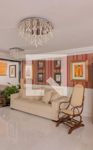 Apartamento à venda com 430m², 4 quartos e 4 vagas Apartamento à venda com 430m², 4 quartos e 4 vagasCobertura