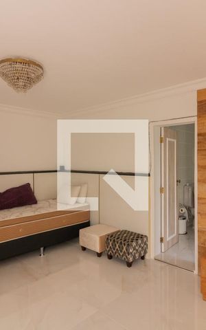 Apartamento à venda com 430m², 4 quartos e 4 vagas Apartamento à venda com 430m², 4 quartos e 4 vagasCobertura