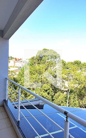 Casa à venda com 286m², 3 quartos e 4 vagasVaranda do Quarto 1 - Suíte