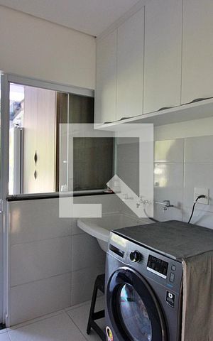 Casa à venda com 286m², 3 quartos e 4 vagasLavanderia