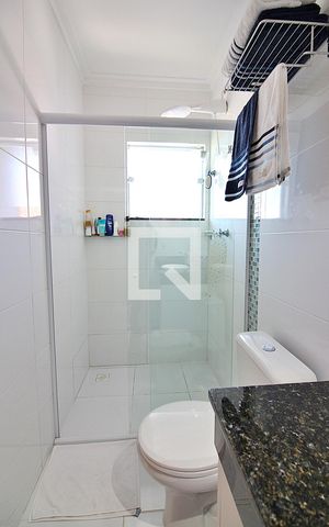 Casa à venda com 286m², 3 quartos e 4 vagasBanheiro do Quarto 1 - Suíte