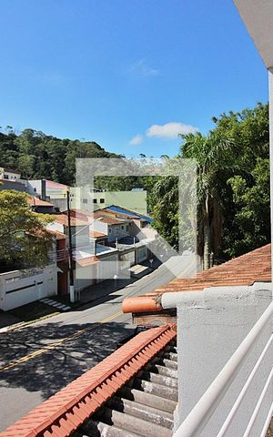 Casa à venda com 286m², 3 quartos e 4 vagasVaranda do Quarto 2 - Suíte