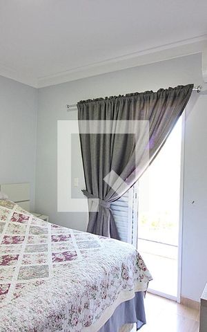 Casa à venda com 286m², 3 quartos e 4 vagasQuarto 1 - Suíte