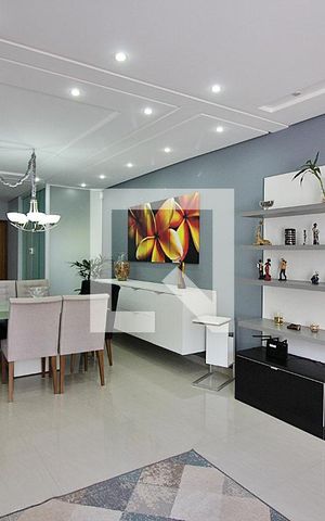 Casa à venda com 286m², 3 quartos e 4 vagasSala