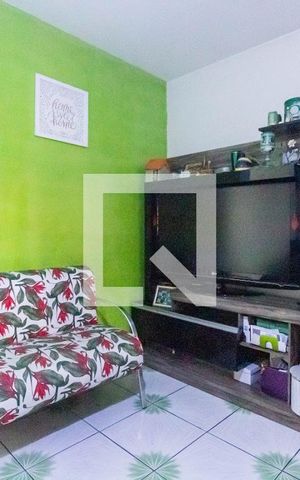 Casa à venda com 210m², 3 quartos e sem vaga Casa à venda com 210m², 3 quartos e sem vagaSala
