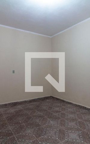 Casa para alugar com 70m², 1 quarto e sem vaga Casa para alugar com 70m², 1 quarto e sem vagaSuite