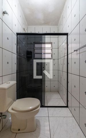 Casa para alugar com 70m², 1 quarto e sem vaga Casa para alugar com 70m², 1 quarto e sem vagaBanheiro Suite