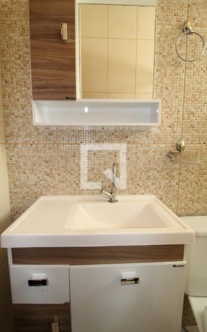 Apartamento para alugar com 80m², 2 quartos e 1 vagaBanheiro Social
