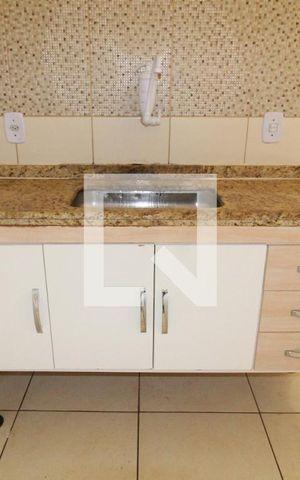 Apartamento para alugar com 80m², 2 quartos e 1 vagaCozinha - Armários