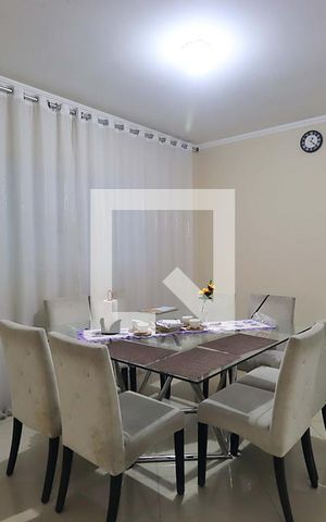 Casa à venda com 125m², 3 quartos e 2 vagasCopa